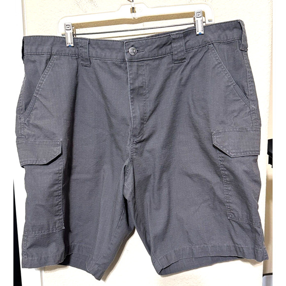 NOBLE OUTFITTERS Shorts Mens 40x11 Gray Cargo Heavy Duty outdoor hiking Canvas - Picture 1 of 6
